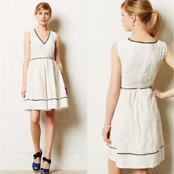 🔹️Anthropologie Wolven White Textured Floral Sleeveless Dress Small - Picture 1 of 12